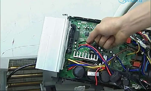 大石桥美的空调电话是多少